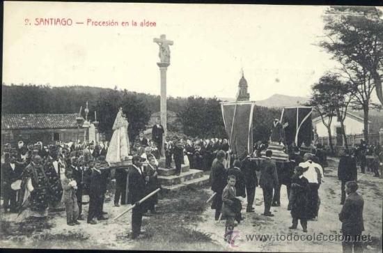 Postales: SANTIAGO DE COMPOSTELA (CORU&Ntilde;A).- PROCESI&Oacute;N EN LA ALDEA - Foto 1