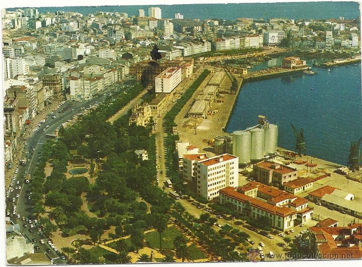 Postales: CORU&Ntilde;A, VISTA PARCIAL AEREA, 3220B, POSTALES FAMA.