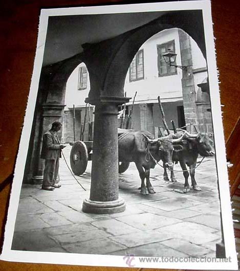 Postkarten: ANTIGUA POSTAL DE SANTIAGO DE COMPOSTELA - SOPORTALES DE RUA NUEVA - NO CIRCULADA - ED. GARCIA GARRA