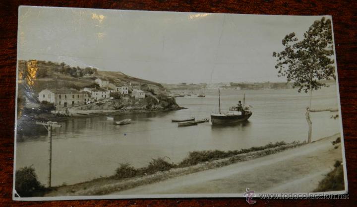 Postkarten: ANTIGUA FOTO POSTAL DE RIVADEO (LUGO) CIRCULADA EN 1948