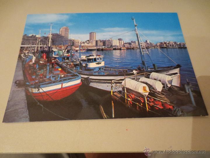 Postales: la coru&ntilde;a. puerto. barcos pesqueros. - Foto 1
