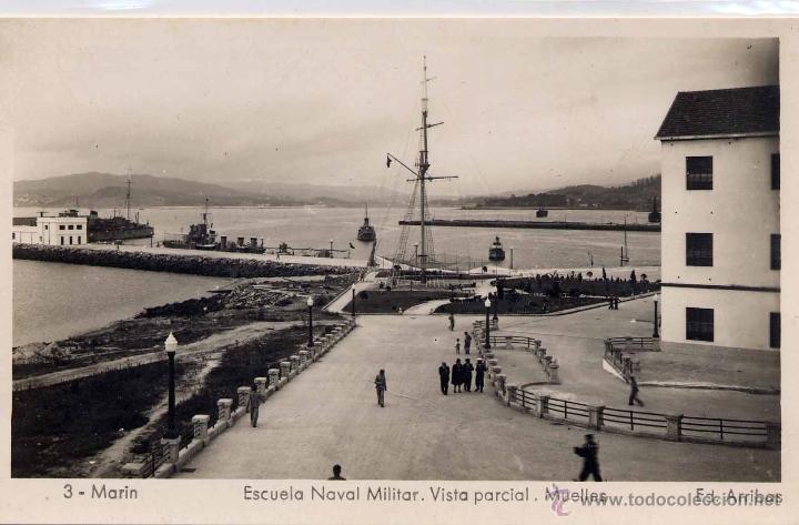 Postales: MARIN (PONTEVEDRA).- ESCUELA NAVAL MILITAR.- VISTA PARCIAL.- MUELLES
