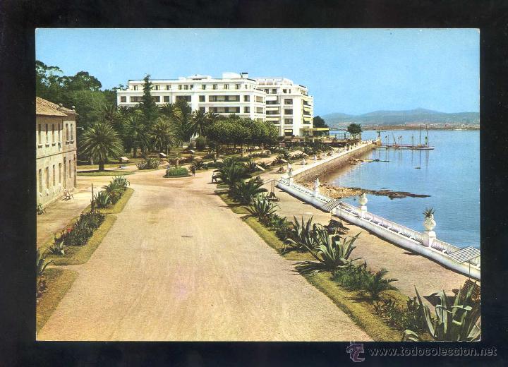 Postales: Isla de La Toja *Gran Hotel* Ed. Arribas n&ordm; 2004. Nueva.