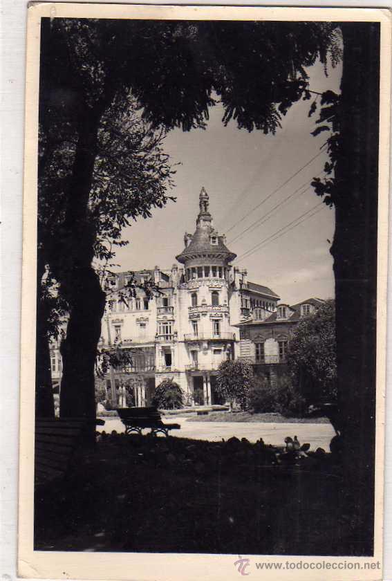 Postales: Ribadeo. Torre de los Morenos. Ediciones Perez. Sin circular. - Foto 1