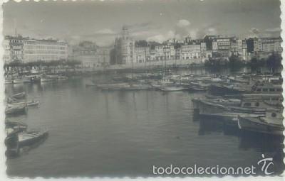 Postales: POSTAL DE CORU&Ntilde;A. DARSENA Y PASEO   P-GA-1212