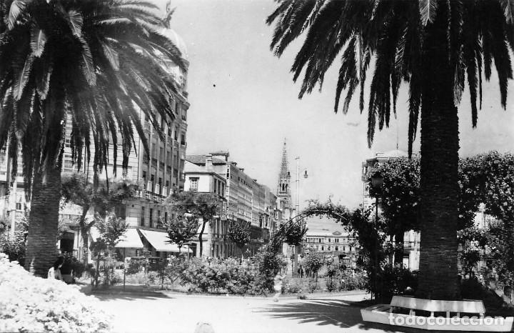 Postales: LA CORU&Ntilde;A.- LA ROSALEDA