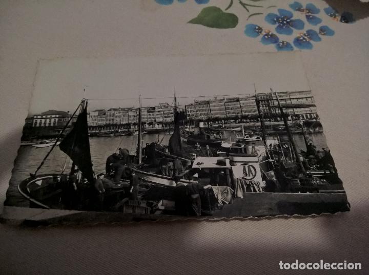 Postales: 208-LA CORU&Ntilde;A-LA DARSENA-FAENAS MARINERAS--EDICIONES ARRIBAS-N.