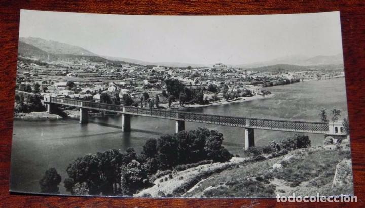 Postkarten: FOTO POSTAL DE TUY, N. 10, PUENTE INTERNACIONAL Y PANORAMA DE LA CIUDAD, ED. F. BAQUERO, CIRCULADA.
