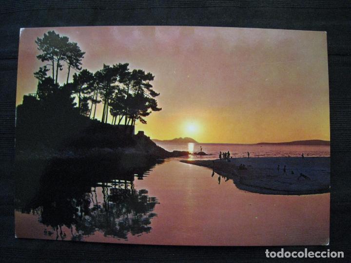 Postales: POSTAL VIGO - PLAYA DE SAMIL - PUESTA DE SOL. - Foto 2