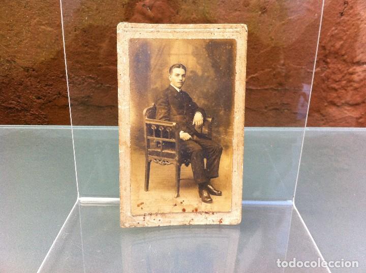 Postales: FOTOGRAF&Iacute;A (FOT&Oacute;GRAF&Iacute;A AVRILL&Oacute;N) CORU&Ntilde;A) MEDIDAS: 14,5 x 9cm.