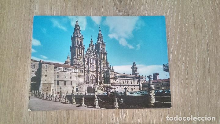 Postales: POSTAL &laquo;FACHADA OBRADOIRO&raquo; CATEDRAL SANTIAGO DE COMPOSTELA. A&Ntilde;O 1977.MANUSCRITA.