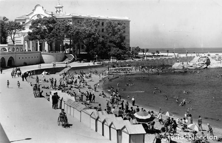 Postales: LA CORU&Ntilde;A.- VISTA PARCIAL DE LA PLAYA DE RIAZOR