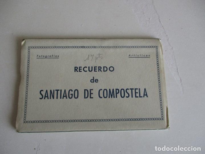 Postales: carnet de 10 POSTALES/FOTOS : RECUERDO DE SANTIAGO DE COMPOSTELA - a&ntilde;os 50..