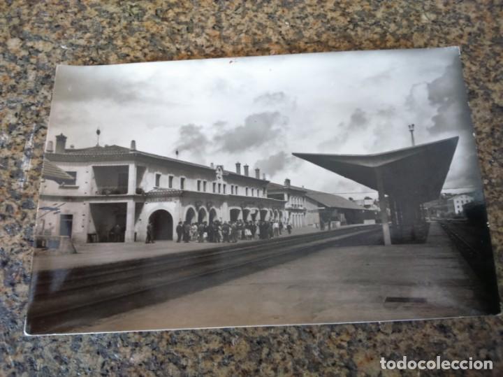 Postales: POSTAL -- VILLAGARCIA DE AROSA -- ESTACIO DE TREN - ANDENES --