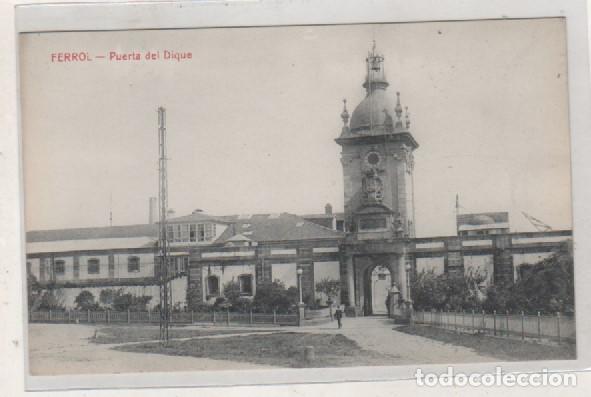 Postales: Ferrol Puerta del Dique. Edici&oacute;n Noves y Couce. sin circular.