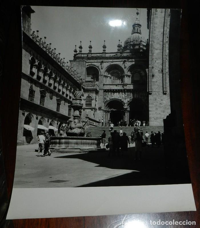 Postcards: ANTIGUA FOTOGRAFIA DE SANTIAGO DE COMPOSTELA, PLAZA DE LAS PLATERIAS, ES MUY GRANDE, MIDE 24 X 18 CM