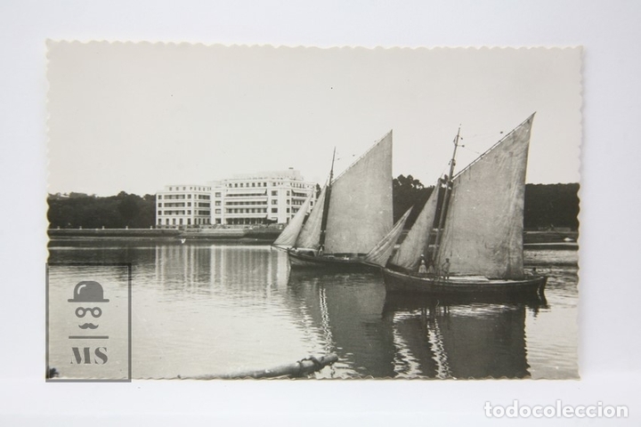 Postcards: Postal - La Toja, Gran Hotel / Veleros - Foto Blanco - Sin Circular
