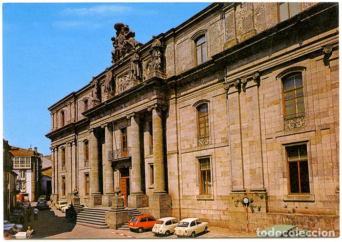 Postales: 128 - Santiago de Compostela. Universidad. Ediciones Arribas. Sin circular