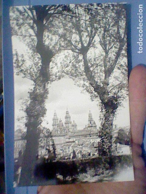 Postales: DESDE PASEO HERRADURA SANTIAGO COMPOSTELA ED ARTIGOT N&ordm; 18 S/C