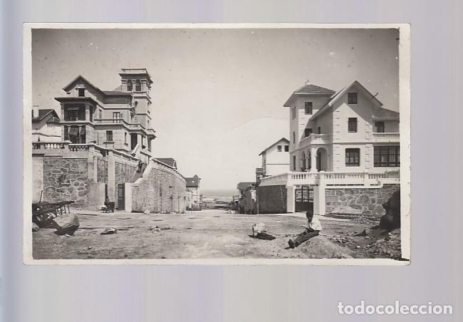 Postkarten: CORU&Ntilde;A.- UNA DE LAS AVENIDAS DE LA CIUDAD JARD&Iacute;N (FOTOGR&Aacute;FICA)