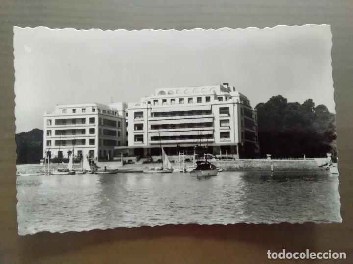 Postales: POSTAL LA TOJA GRAN HOTEL DESDE EL MAR