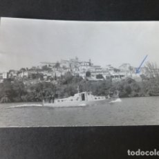 Postales: TUY PONTEVEDRA LANCHA CABO PRADERA Y CASA DEL COMANDANTE FOTOGRAFIA TAMAÑO POSTAL. Lote 182939681