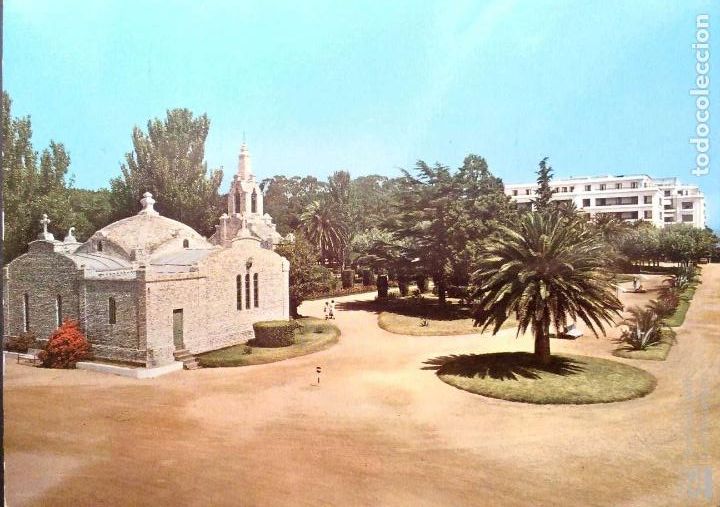 Postales: Isla de la Toja. 2010 Capilla y Gran Hotel al fondo. Ed. Arribas. Nueva. Color