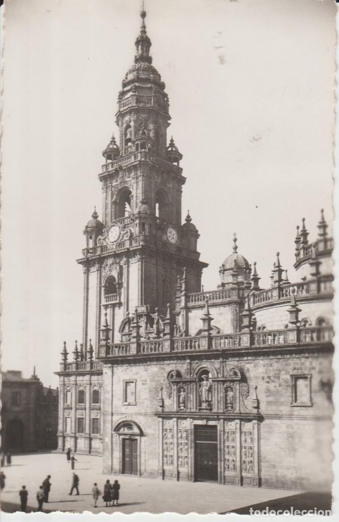 Postales: (22) SANTIAGO DE COMPOSTELA. CATEDRAL. TORRE DEL RELOJ Y PUERTA SANTA
