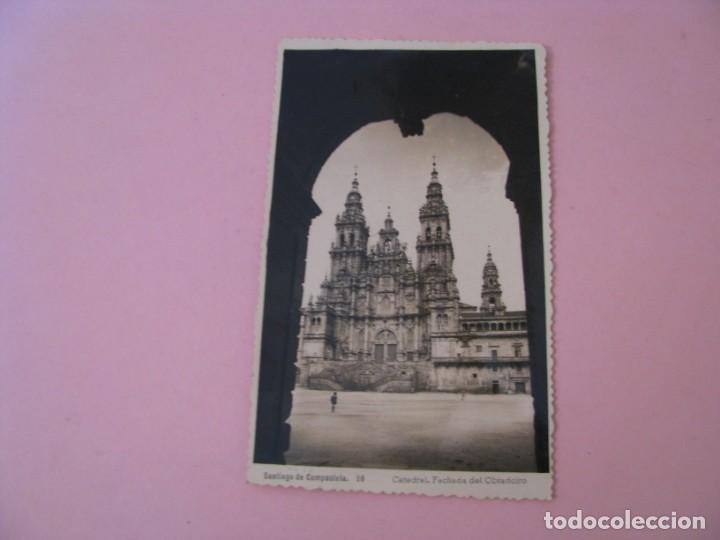 Postales: POSTAL FOTOGR&Aacute;FICA DE SANTIAGO DE COMPOSTELA. CATEDRAL, FACHADA DEL OBRADOIRO. CIRCULADA A&Ntilde;OS 40.