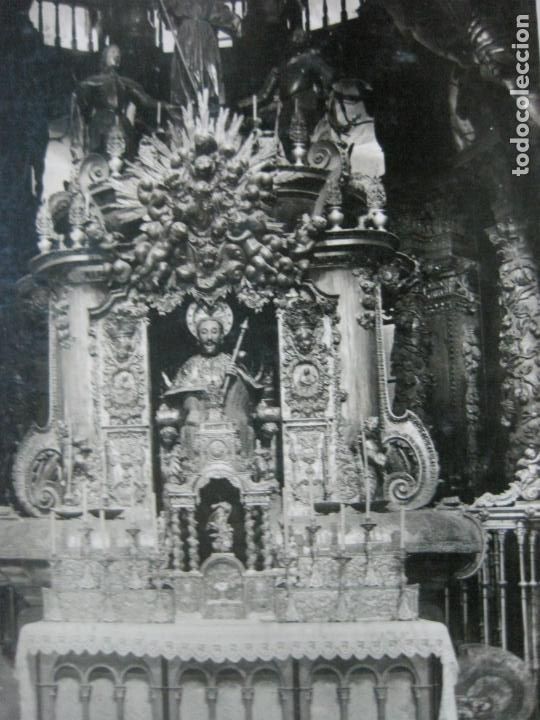 Postales: SANTIAGO-CATEDRAL-ALTAR MAYOR-POSTAL FOTOGRAFICA ANTIGUA-(69.727)