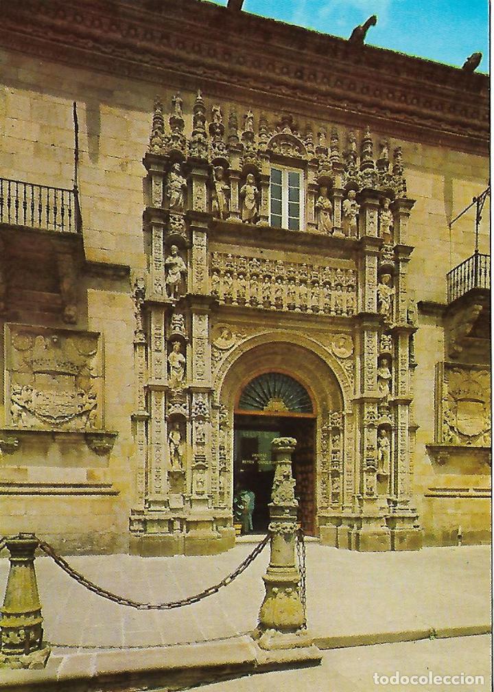 Postales: SANTIAGO DE COMPOSTELA-Puerta principal del Hostal de los Reyes Cat&oacute;licos