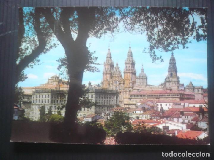 Postales: Santiago de Compostela-La Catedral desde el Paseo de la herradura.