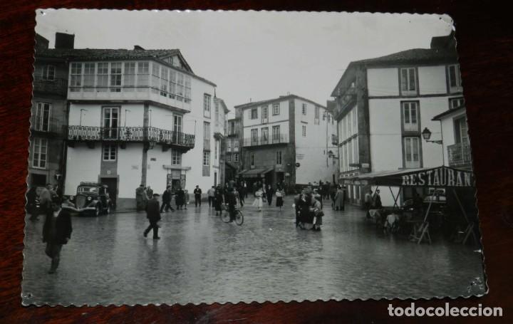 Postales: ANTIGUA FOTO POSTAL SANTIAGO COMPOSTELA, AVENIDA FIGERVA AL FONDO RUA DEL VILLAR, NUM. 308, ED.ARTIG