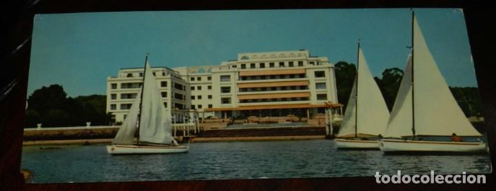 Postales: FOTO POSTAL DE LA TOJA. EL GRAN HOTEL Y FLOTILLA DE BALANDROS. Fotografias de A.Campa&ntilde;&aacute; y J.Puig Fer