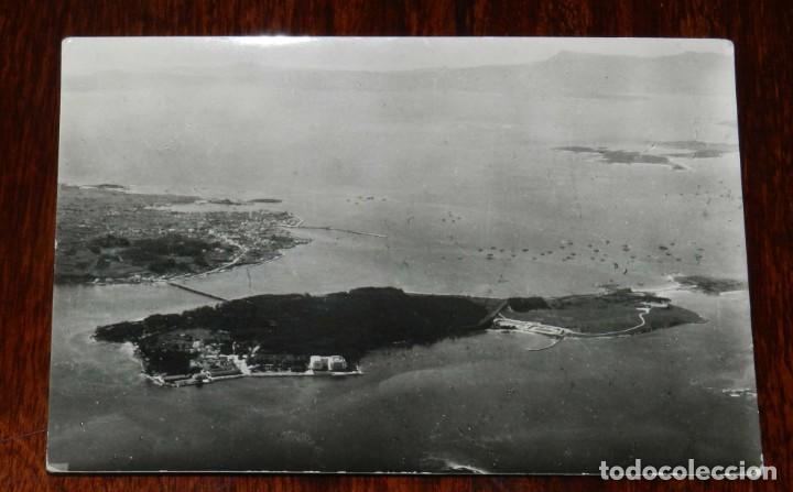 Postales: FOTO POSTAL DE LA TOJA, VISTA AEREA, N. 13148, ED. PAISAJES ESPA&Ntilde;OLES, NO CIRCULADA.