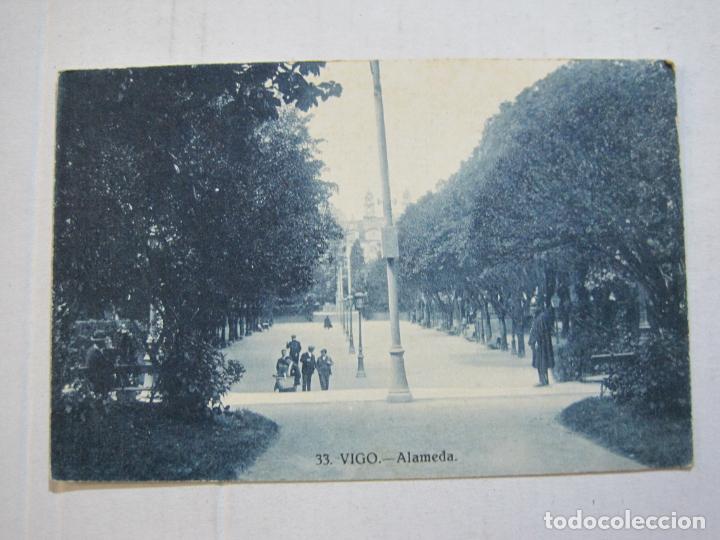 Cartes Postales: VIGO-ALAMEDA-GRAFOS-33-POSTAL ANTIGUA-(74.310)