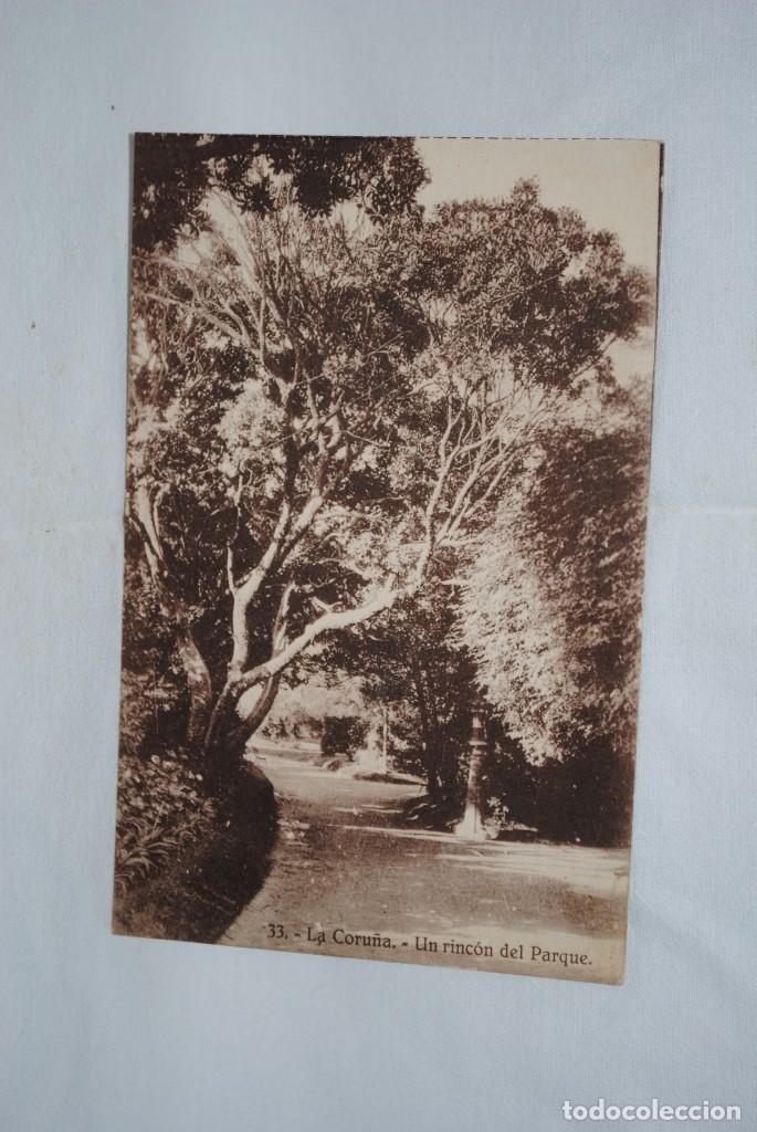 Postales: LA CORU&Ntilde;A , UN RINCON DEL PARQUE . - Foto 1