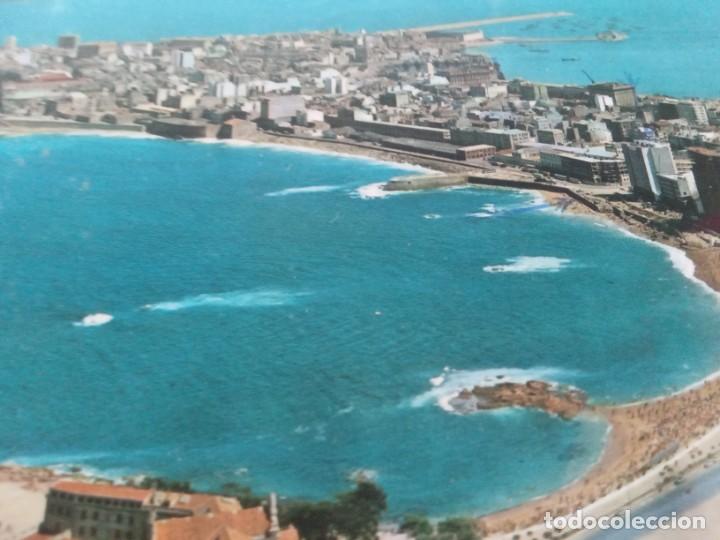 Postales: La Coru&ntilde;a.Playa de Riazor. - Foto 2
