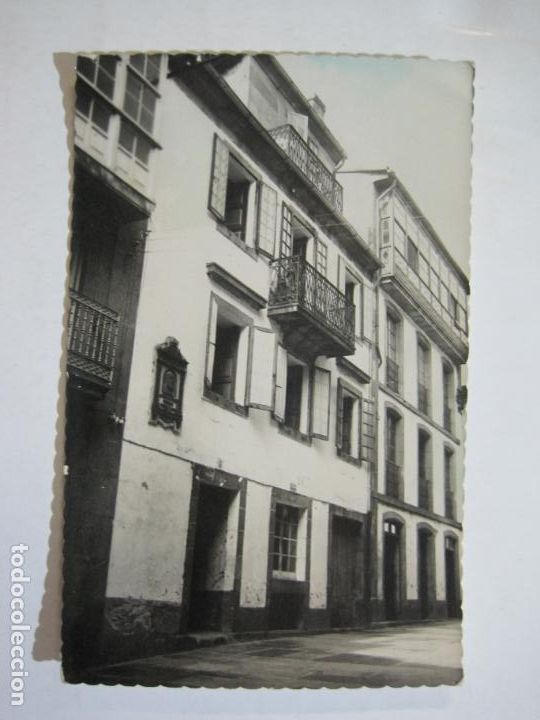 Cartoline: SANTIAGO DE COMPOSTELA-LA CASA DE TROYA-LUJO EDICIONES-19-POSTAL ANTIGUA-(76.523)