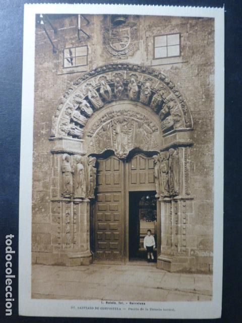 Postales: SANTIAGO DE COMPOSTELA PUERTA ESCUELA NORMAL - Foto 1