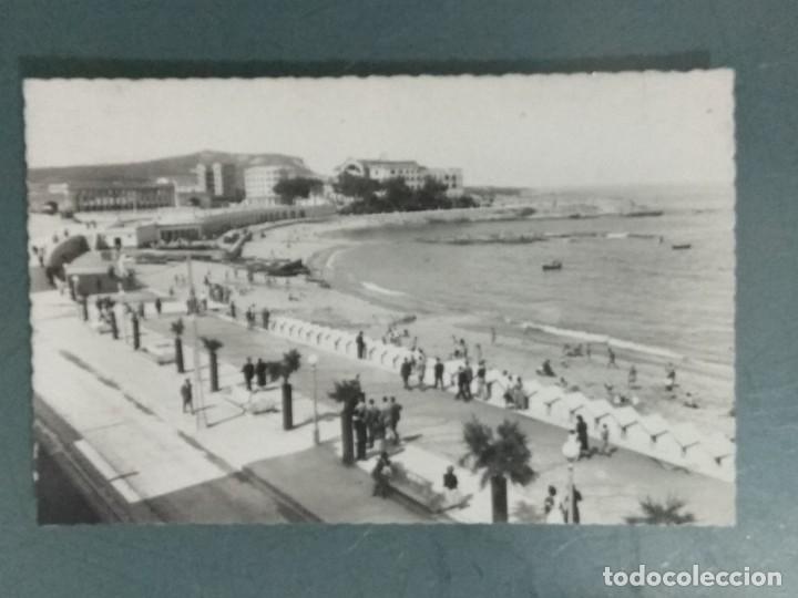Postales: POSTAL. 63. LA CORU&Ntilde;A. PLAYA DE RIAZOR. - Foto 1
