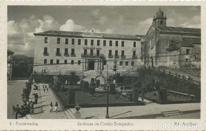 Postales: N&ordm; 8-PONTEVEDRA. Jardines de Castro Sampedro. Circulada en 1953. ED. ARRIBAS