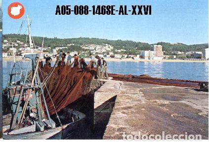 Postales: Postal Santa Uxia de Ribeira Faenando en el Puerto Editorial Alarde N&ordm; 146/88A a&ntilde;o 1983**