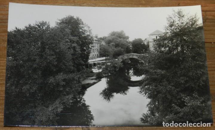 Cartoline: FOTO POSTAL DE BA&Ntilde;OS DE MOLGAS (ORENSE) REFLEJOS EN EL ARROYO