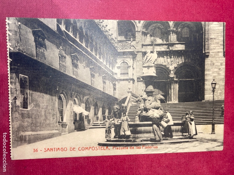 Postcards: P-693 Antigua postal de Santiago de Compostela. Plazuela de las plater&iacute;as. Sin escribir y circular