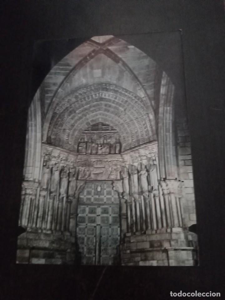 Postales: Tuy p&oacute;rtico de la catedral. - Foto 1