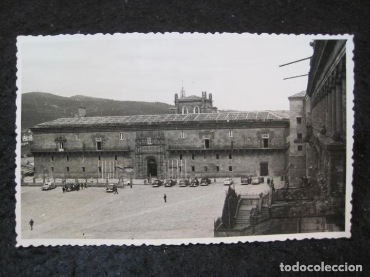 Postales: SANTIAGO-PLAZA MAYOR-FOTOGRAFICA-REVERSO EN BLANCO-POSTAL ANTIGUA-(93.364)