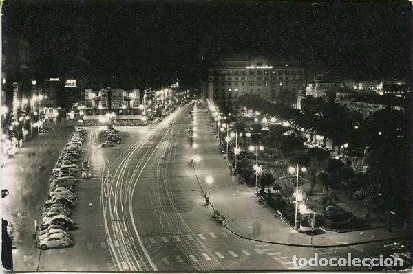 Postcards: X127296 GALICIA A LA CORUNA VISTA NOCTURNA DE LOS CANTONES