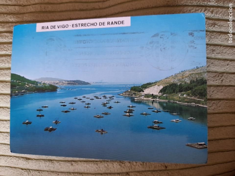 Postales: 3164 R&iacute;a de Vigo Estrecho de Bande Vista a&eacute;rea En primer t&eacute;rmino mejilloneras Postales Fama 1971