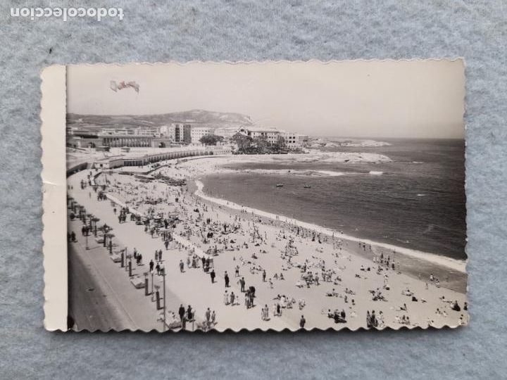 Postales: La Coru&ntilde;a. Playa de Riazor. Franqueada - Foto 1